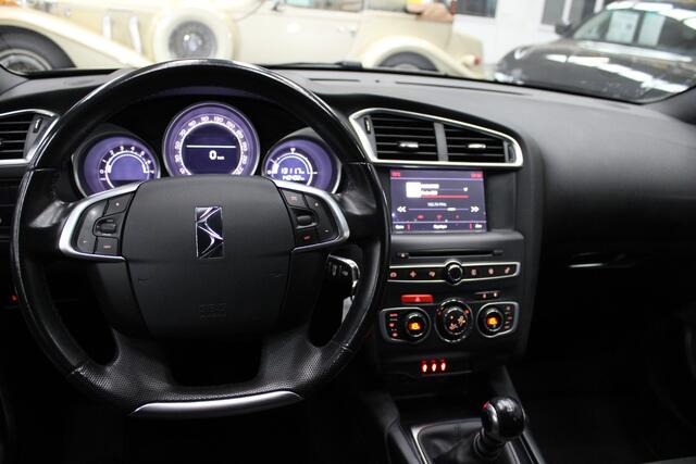 DS DS 4 1.2 PureTech Business Airco, Cruise control, Stoelverwarming, Parkeersensoren