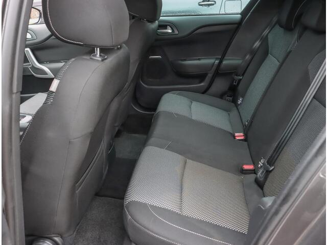 DS DS 4 130pk P.T. Connected Chic (1ste eig./NAV./LED/Climate/Camera/17"LMV/Cruise/ALLSeason)