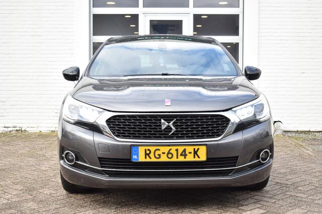 DS DS 4 PureTech 130 Performance Line Navi | Airco | Trekhaak | 4 Seizoenenbanden | + Aanhanger gewicht 1450 kg | Zeer Compleet
