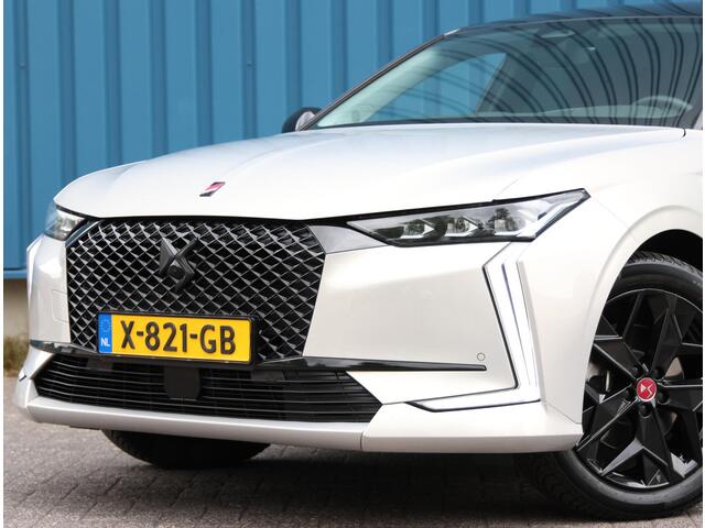 DS DS 4 E-Tense 225PK Performance Line+ | AppleCarPlay/AndroidAuto | Navigatie | Climate Control | Adaptief Cruise Control | 19"LMV | 360'Camera | Alcantara/Leer | Keyless | Head-Up Display | TwoTone | Electrische klep | Privacy Glass |