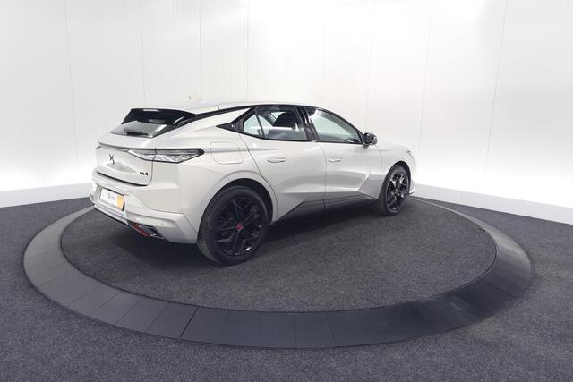 DS DS 4 PureTech 130 EAT8 Performance Line | Camera | Apple Carplay | Alcantara® bekleding | Parkeersensensoren
