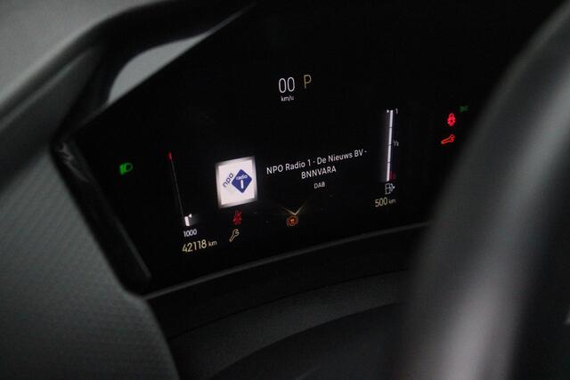 DS DS 4 1.2 130PK AUTOMAAT TROCADERO | HEAD UP DISPLAY | DODEHOEK DETECTIE | NAVIGATIE | DRAADLOZE APPLE CARPLAY/ANDROID AUTO | LED KOPLAMPEN | ACHTERUITRIJ CAMERA | 19" LICHTMETALEN VELGEN BLACK | ADAPTIVE CRUISE CONTROL | KEYLESS ENTRY/START |