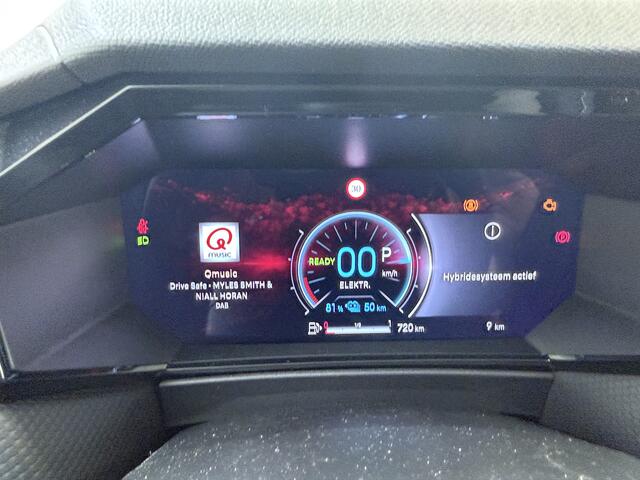 DS DS 4 No 1.6 PHEV Pallas | Pack Tech | Pack Comfort | Charging Pack | 19 inch | Elektrische achterklep