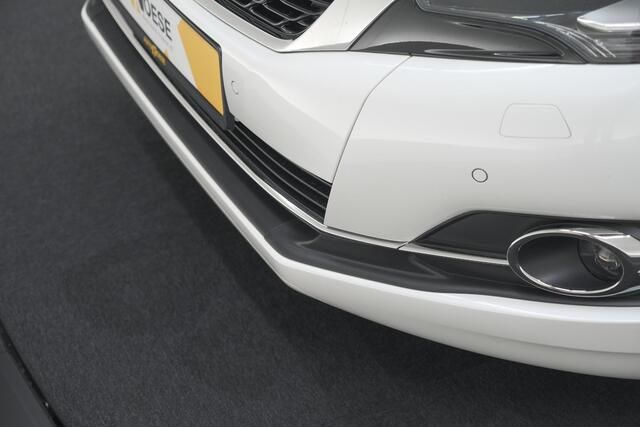 DS DS 4 PureTech 130 Performance Line | Camera | Dodehoekdetectie | Stoelmassage | Apple Carplay