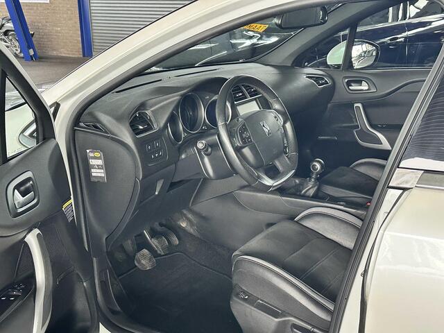 DS DS 4 CROSSBACK 1.2 PureTech Limited Edition Moondust Trekhaak | Camera | Cruise | Clima.