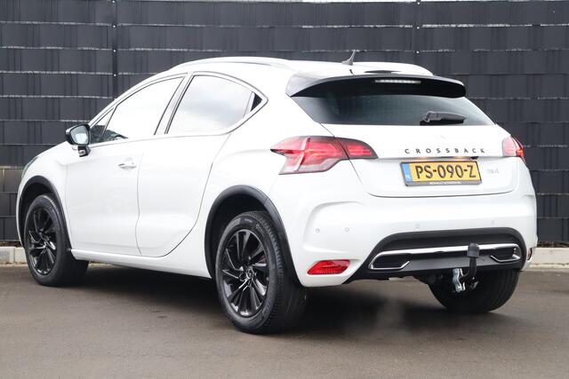 DS DS 4 CROSSBACK 1.2 PureTech Chic | Camera | Trekhaak | Navigatie | Cruise Control | Climate Control