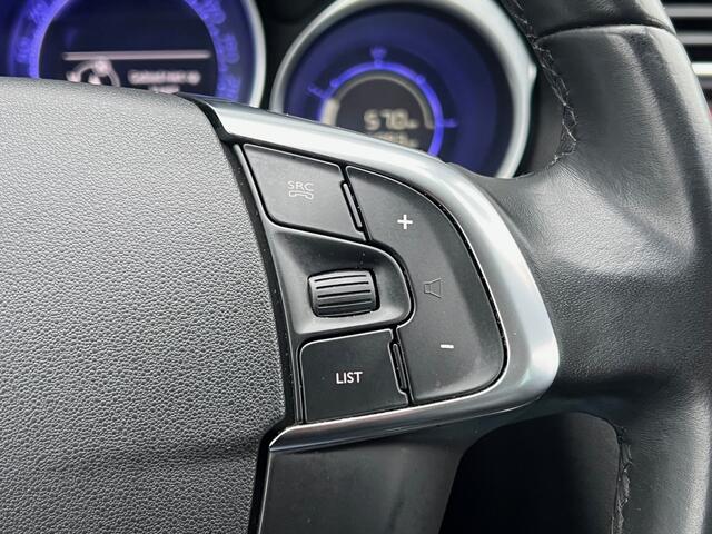 DS DS 4 CROSSBACK BWJ 2017 | 1.6T 165PK Chic AUTOMAAT | LEER | CAMERA A | NAVI | CRUISE | 17'' LMV | PDC | CLIMA | STOELVERW |