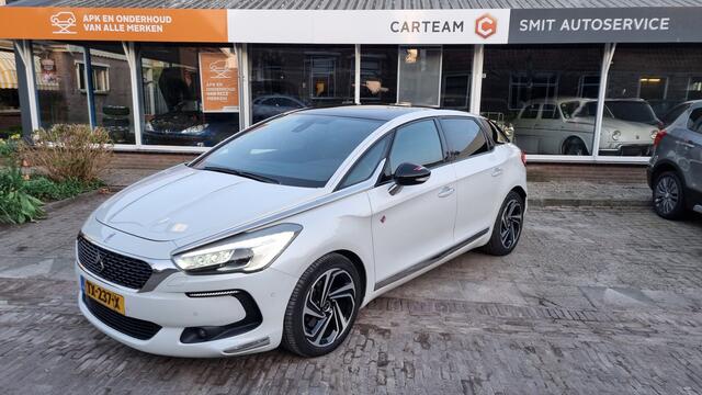 DS DS 5 1.6 THP Performance Line Met afneembara trekhaak