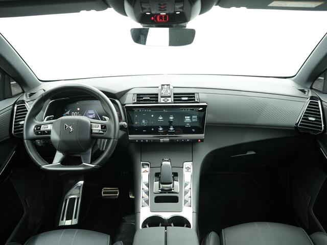 DS DS 7 1.6 PHEV 300PK 4x4 ETOILE AUT8 | Trekhaak| Panoramadak | Massage