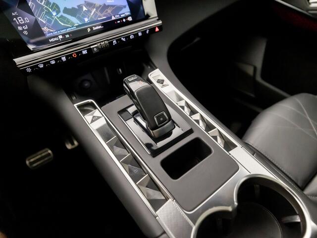 DS DS 7 Crossback 1.6 PureTech Deluxe 225Pk Automaat (PANORAMADAK, APPLE CARPLAY, MEMORY SEATS, STOELVERWARMING, 360 CAMERA, FOCAL AUDIO, KEYLESS, ADAPTIVE CRUISE, GETINT GLAS, NIEUWSTAAT)