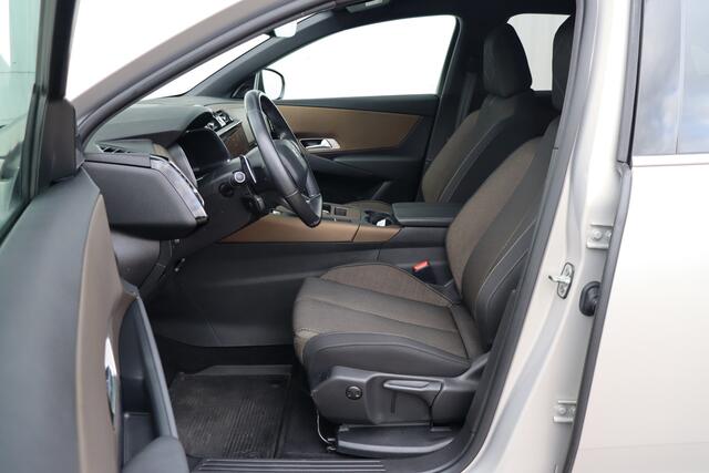 DS DS 7 Crossback E-Tense Plug-in hybride 225PK So Chic | 17658KM! | Adap. Cruise | 360 Camera | Stoelverwarming | Navigatie | Climate Control