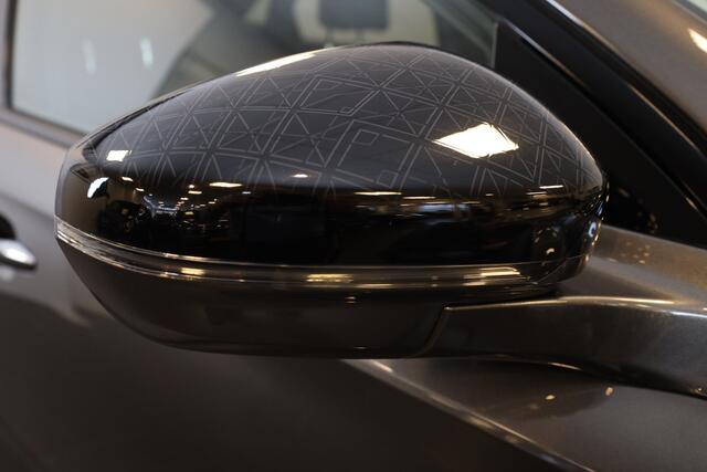 DS DS 7 Crossback 180 Louvre Nappaleer | Panorama schuif/kanteldak | Stoelverwarming HiFi, Camera | Massagestoelen | 20" LM