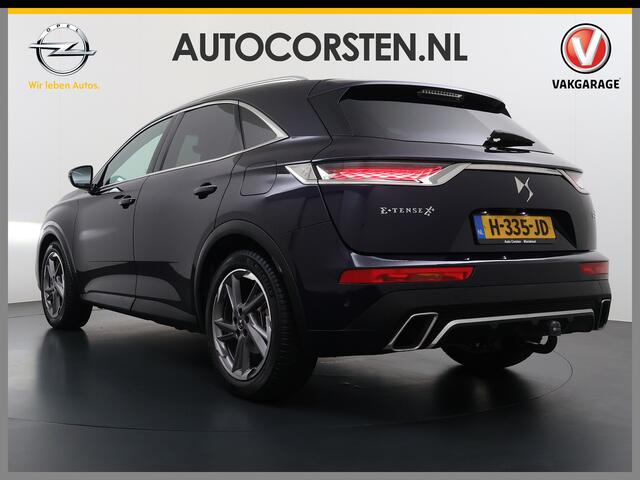 DS DS 7 Crossback Hybrid 300 4x4 Night Vision Lederen Massagestoelen PanoramaSchuifdak Adap.Cruise FOCAL Electra® Trekhaak Memory 360°Camera Apple Carplay Android Auto E-Tense Be Chic Active Scan Suspension Elek.Stoelen+Verwarmd Elek.Achterklep Lane Assist Voorruitverwarmi