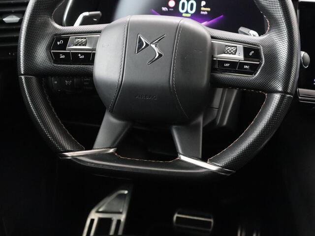 DS DS 7 Crossback E-Tense Black Line | SOH 94,5% | Alcantara | Trekhaak | Memory | Carplay | Navigatie | Camera | Digital Cockpit | Elektrische stoelen | Bluetooth | Full LED | PHEV | Plug In