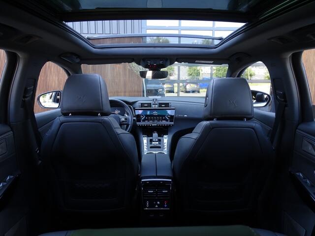 DS DS 7 Crossback E-Tense 224PK Hybrid / So Chic / massage / LED
