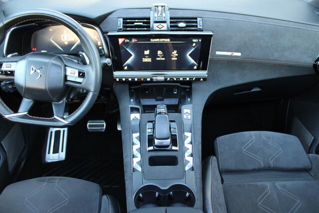 DS DS 7 Crossback E-Tense 4x4 Performance Line 300 pk - Panoramadak - Stoel met geheugen - klokje Volle Auto - Leder Alcantara - 19 Inch - Focal Electra geluidssysteem