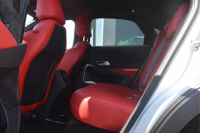 DS DS 7 Crossback 1.2 PureTech Performance Line Carplay | Leer | Stoelverwarming | DAB | Camera | LMV