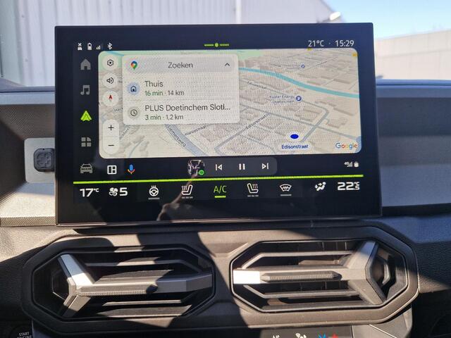 Dacia Bigster Full Hybrid 155pk Journey / Panorama dak / Adaptieve Cruise Control / Elektrisch bedienbare Achterklep / Voorruitverwarming / Verwarmbare voorstoelen / Stuurwielverwarming / Navigatie af fabriek / 360 Graden(Rondomzicht)-camera / Apple Carplay & Android A