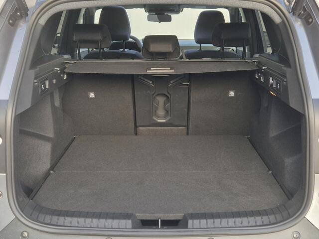 Dacia Bigster 1.8 Hybrid 155 Extreme Automaat / Fabrieksgarantie tot 06-2028 / Glazen Schuif- en Kanteldak / Stoel, Stuur & Voorruit Verwarming / Elektrische Achterklep / Adaptief Cruise Control / Apple Carplay & Android Auto / Climate Control / Achteruitrijcamera /