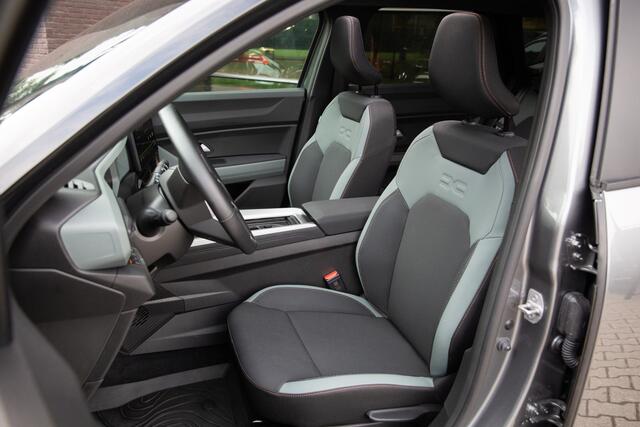 Dacia Bigster 1.8 Hybrid 155 Extreme , Pack Winter, Pano, Adap. Cruise, SOH 96,8%