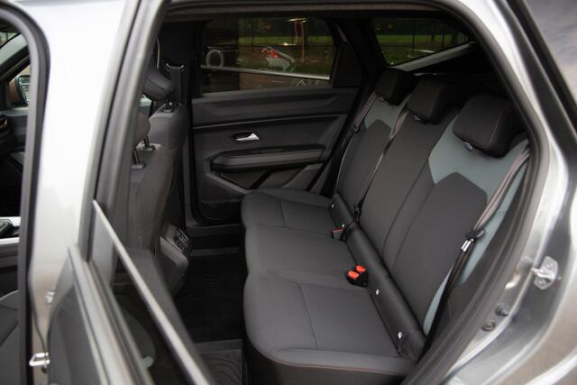 Dacia Bigster 1.8 Hybrid 155 Extreme , Pack Winter, Pano, Adap. Cruise, SOH 96,8%