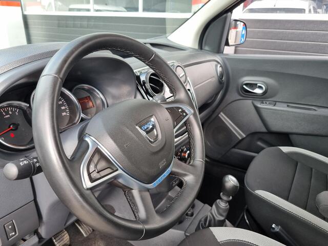Dacia DOKKER 1.3 TCe Stepway 130pk. NAVI / CRUISE / CAMERA / PDC / AIRCO