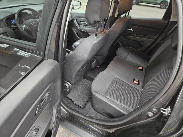 Dacia DUSTER 1.2 TCe, PDC! Trekhaak! Nwe APK! VERWACHT!