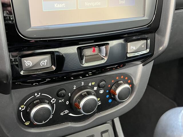 Dacia DUSTER 1.2 TCe 125 Lauréate | Trekhaak | Navigatie | Achteruitrijcamera |
