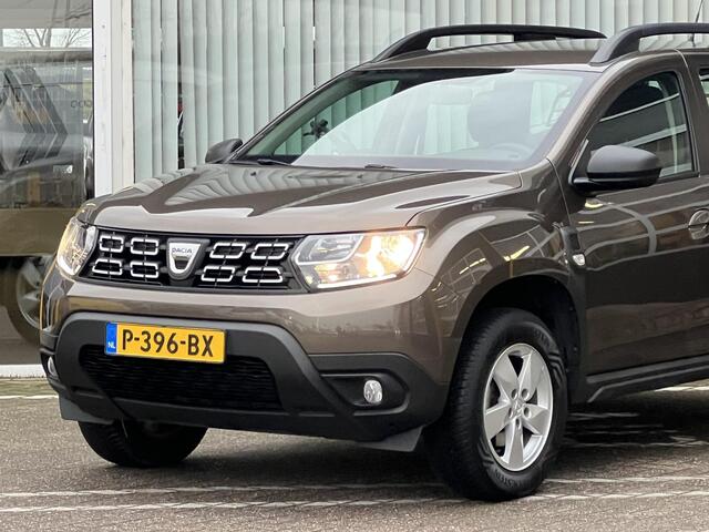 Dacia DUSTER 1.0 TCe Comfort | Trekhaak | Stoelverwarming | Parkeersensoren | Airco | Lichtmetaal | Cruise Control | BT-Telefoonfunctie |