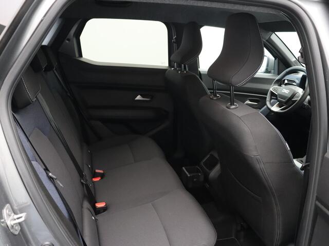 Dacia DUSTER TCe 130pk mild hybrid Journey | Elek. verwarmbare stoelen | Around view camera | Parkeersensoren voor/achter |