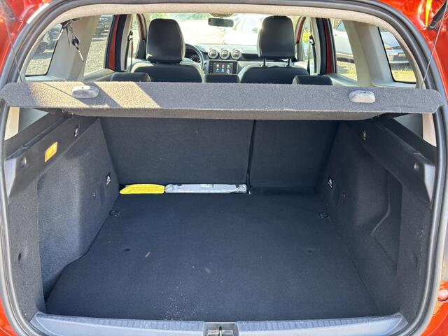 Dacia DUSTER 1.3 TCe Extreme Trekhaak / 360-Camera / All-Seasons