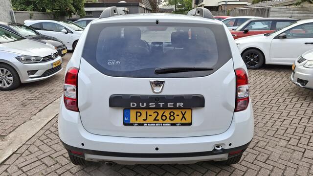 Dacia DUSTER 1.2 TCE 4x2 Blackshadow Leder, Navigatie, Camera