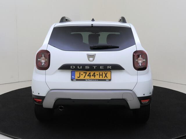 Dacia DUSTER 1.0 TCe Prestige |Navigatie |Achteruitrijcamera |Privacy Glass | Parkeersensoren Achter | Cruise Control | Bluetooth Carkit | LM Velgen |