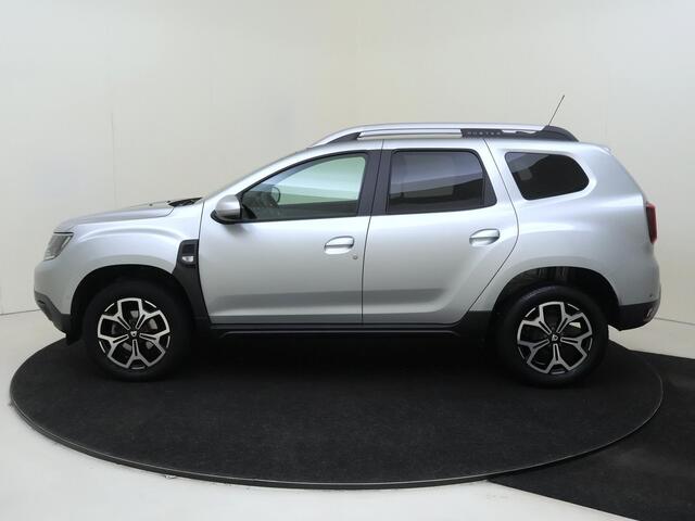 Dacia DUSTER 1.3 TCe 130 PK Prestige Navigatie | Camera | Climate Control | Parkeersensoren | Trekhaak