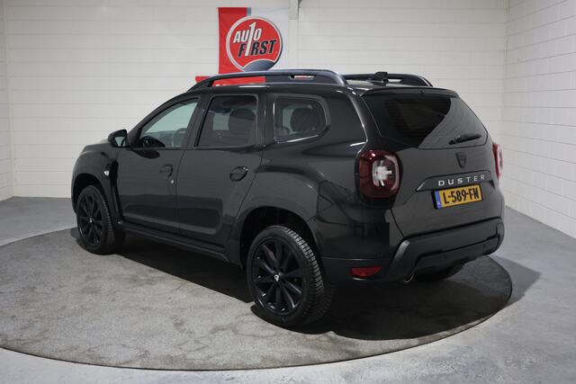 Dacia DUSTER 1.0 TCe Comfort, Black Edition, Stoere SUV, 18 inch, Navigatie, Cruise control, Airco, Parkeersensoren, Blue tooth, Hoge instap