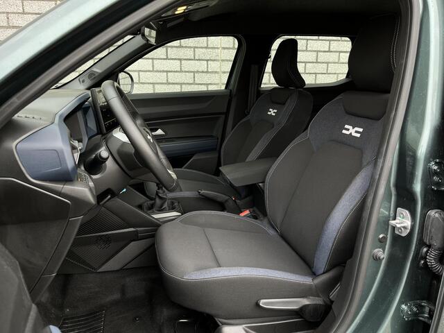 Dacia DUSTER 1.2 TCe 130 mild hybrid Extreme | Stoelverwarming | Navigatie | Achteruitrijcamera | Climate Control