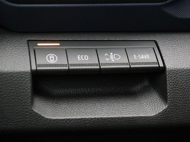 Dacia DUSTER 140pk Hybrid Journey | 360 graden camera | Climate control | 18" lichtmetalen velgen |