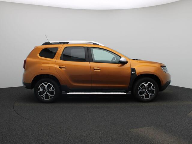 Dacia DUSTER 1.6 SCe Prestige LPG | Side-Steps | Keyless | 360-graden Camera | Climate Control | Blind Spot Warning | Full-Map Navigatie | Cruise Control & Snelheidsbegrenzer | Automatische Verlichting | DAB-Radio