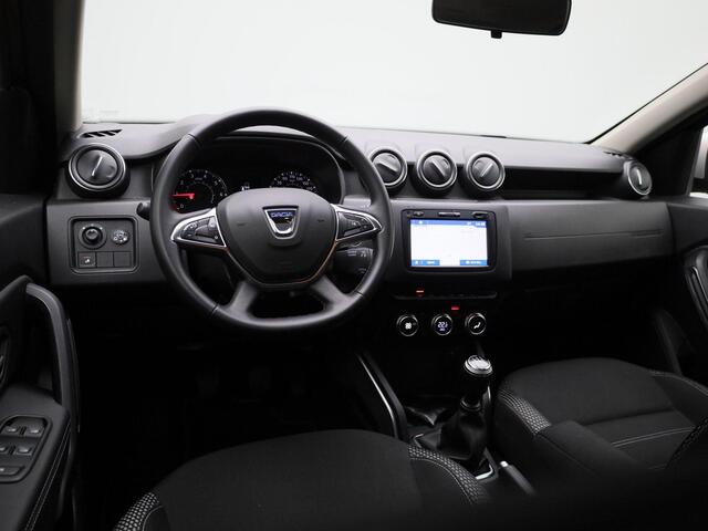Dacia DUSTER 1.6 SCe Prestige LPG | Side-Steps | Keyless | 360-graden Camera | Climate Control | Blind Spot Warning | Full-Map Navigatie | Cruise Control & Snelheidsbegrenzer | Automatische Verlichting | DAB-Radio