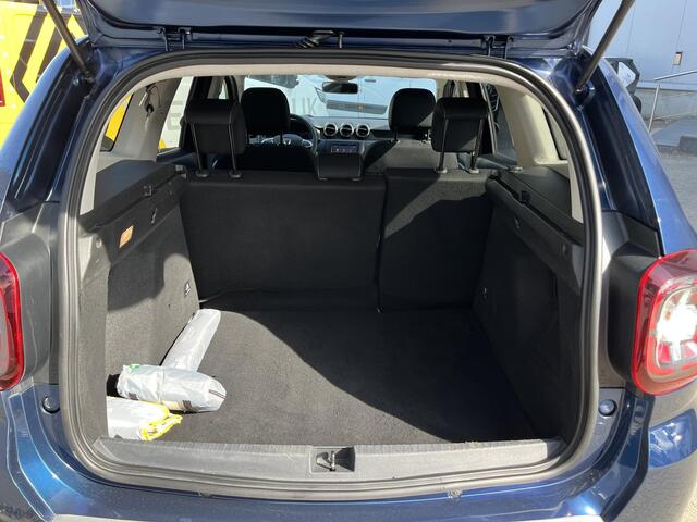 Dacia DUSTER 1.2 TCe Comfort / Navigatie / Parkeersensoren / Airco / Dealer onderhouden