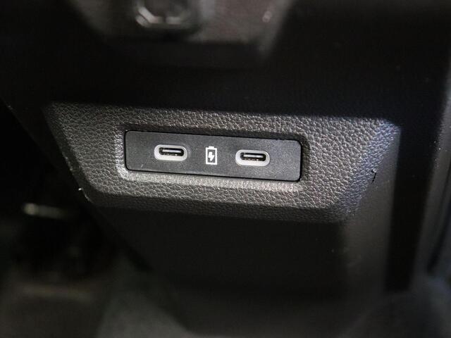 Dacia DUSTER 1.6 Hybrid 140 Extreme | Navigatie | Cruise control | Climate control | Dodehoek detectie |