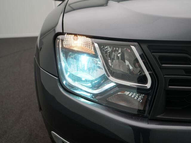 Dacia DUSTER TCe 125 Blackshadow - RIJKLAARPRIJS - Trekhaak - Achteruitrijcamera - DAB+ - Eerste Eigenaar