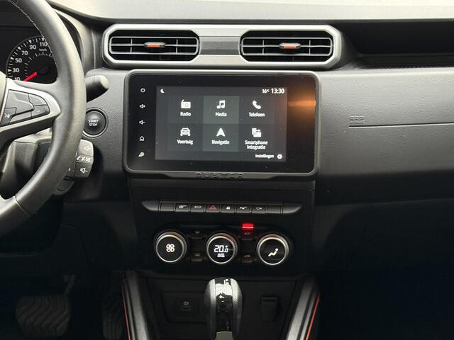Dacia DUSTER 1.3 TCe 150 Journey | Trekhaak | Navigatie | Rondom Camera | Stoelverwarming | Climate Control | Key-less | LED | DAB |