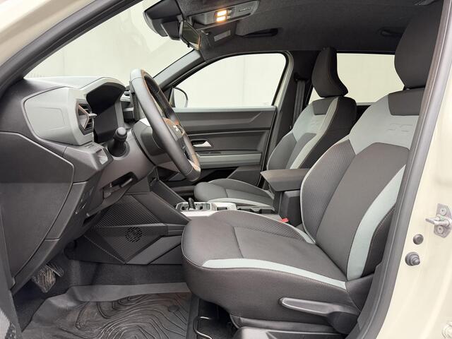 Dacia DUSTER 1.6 Hybrid 140 Extreme / Automaat / Fabrieksgarantie 05-2028 / Navigatie / Apple Carplay & Android Auto / Dodehoek Detectie / Camera 360 / Stuur & Stuurwiel verwarming /