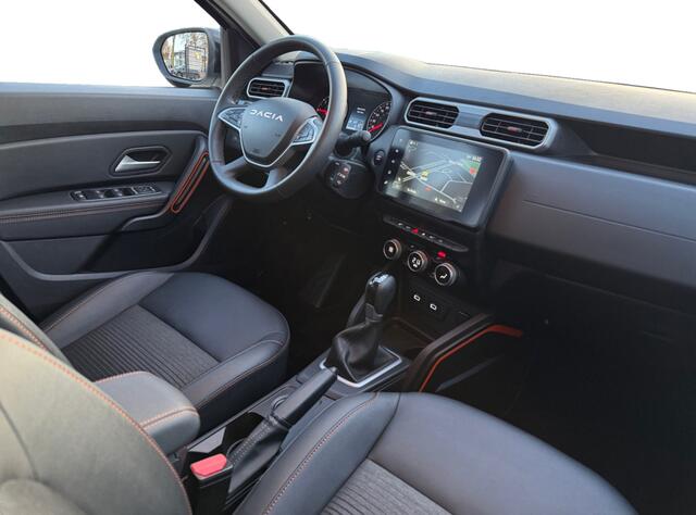 Dacia DUSTER 1.3 TCe 150 Extreme I Automaat I Trekhaak I Half-leder | Apple Carplay/Android Auto