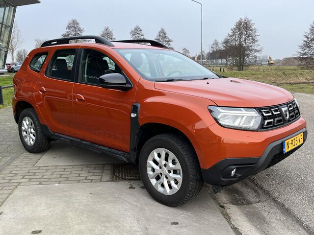 Dacia DUSTER 1.3 TCe 131PK Comfort / Dealer onderhouden / Trekhaak / Camera / Airco / Parkeersensoren.Achter / Apple Carplay - Android Auto /