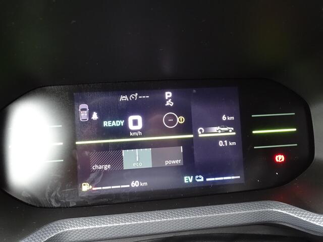 Dacia DUSTER 1.8 hybrid 155 limited edition NU 7 JAAR GARANTIE! / FULL OPTIONS