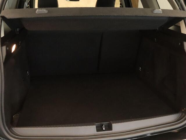 Dacia DUSTER 1.0 TCe Bi-Fuel Extreme - ORIGINEEL NEDERLANDSE AUTO - LPG - PARKEERSENSOREN VOOR EN ACHTER - 360 GRADEN CAMERA - TREKHAAK 1.200KG GEREMD TREKGEWICHT - DODEHOEK DETECTIE - NAVIGATIE - APPLE CARPLAY/ANDOIRD AUTO