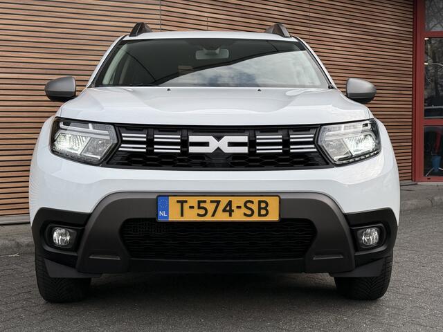 Dacia DUSTER 1.3 TCe 150 Journey Trekhaak / Navi / Camera / Carplay / Clima / Cruise
