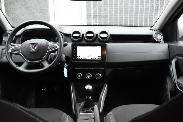 Dacia DUSTER 1.0 TCe Bi-Fuel Prestige LPG | NAVIGATIE | CAMERA | TREKHAAK | CLIMATE CONTROL | LICHTMETAAL